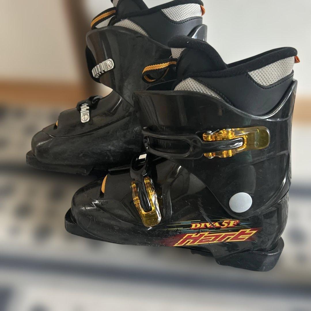 ROSSIGNOL スキー板(130cm）とブーツ(24cm）セット