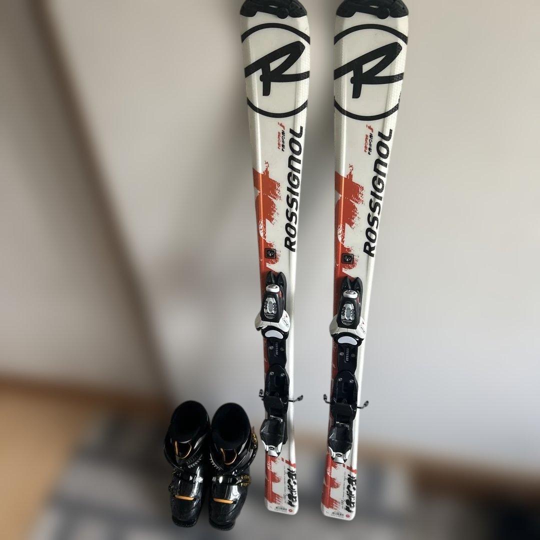 ROSSIGNOL スキー板(130cm）とブーツ(24cm）セット