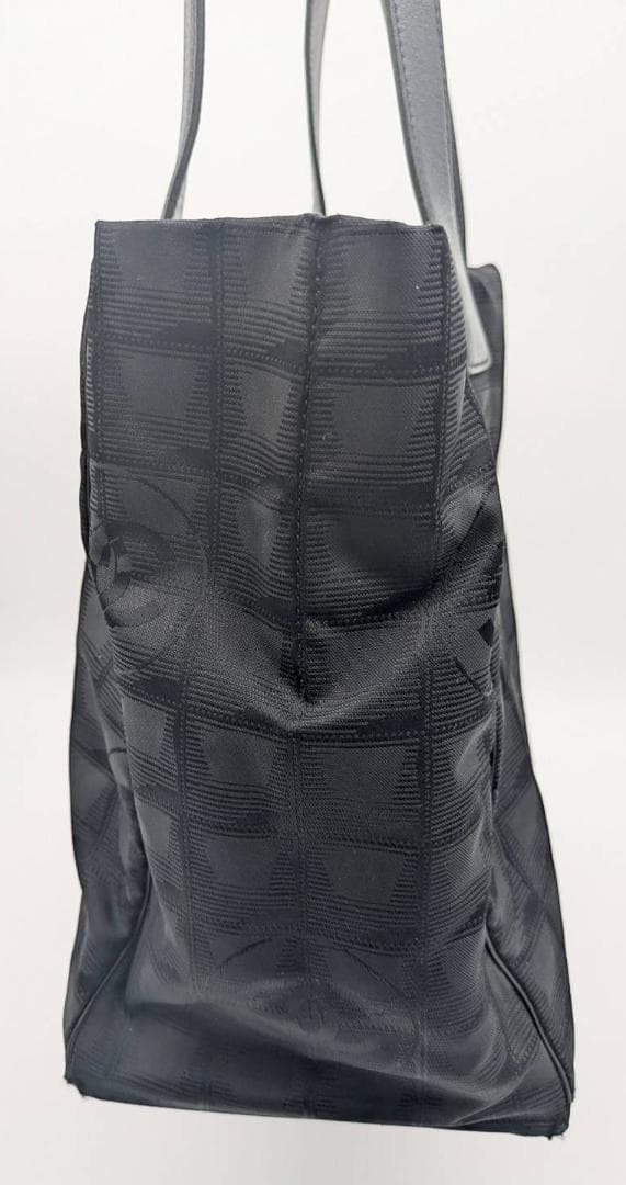 シャネル Chanel ニュートラベルライン トートバッグ ブラック 正規品