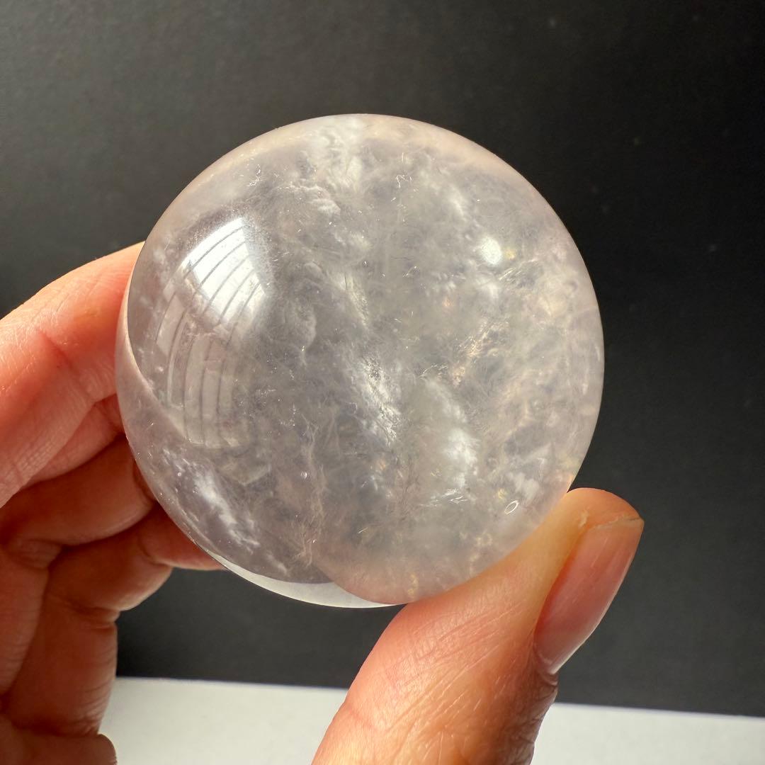 天然石パイライト共生フローライトのスフィア　丸玉　置物NO.020615