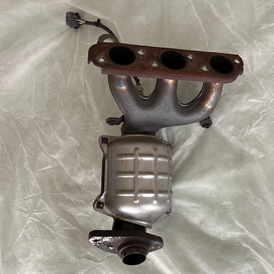 スズキ　ラパン　触媒