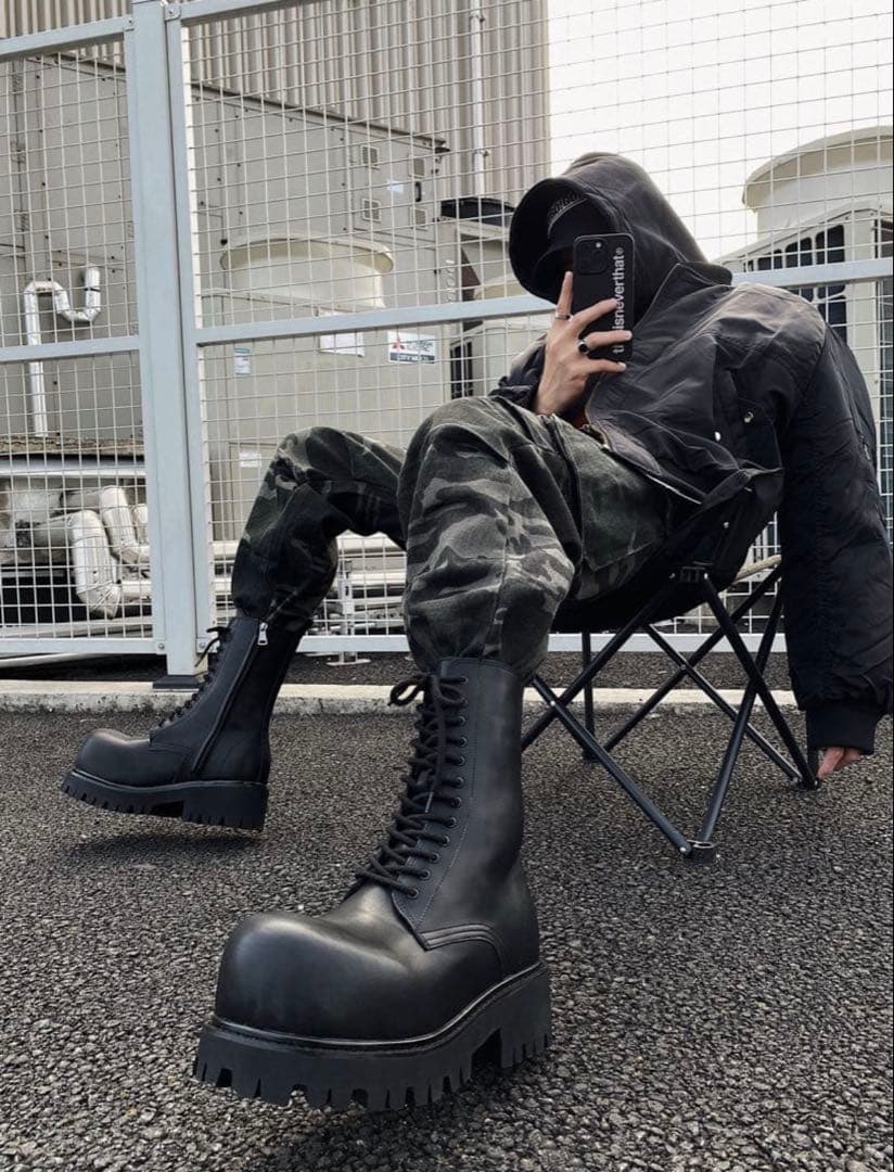 伊津みきお　厚底ブーツ　ロングブーツ　アトムブーツ　モードストリート