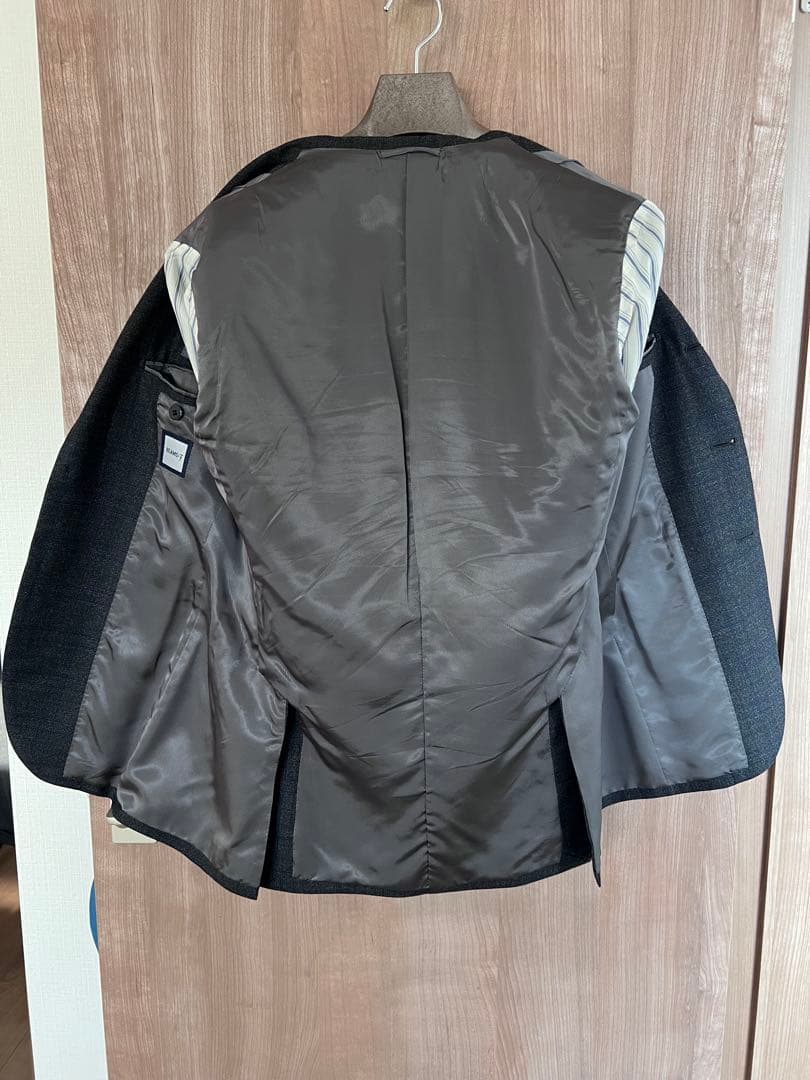 BEAMS Ｆ　スリーピーススーツ　カルロ・バルベラ