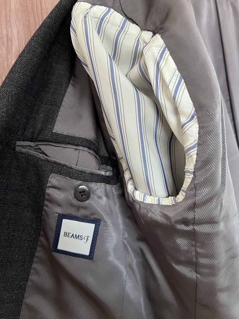 BEAMS Ｆ　スリーピーススーツ　カルロ・バルベラ