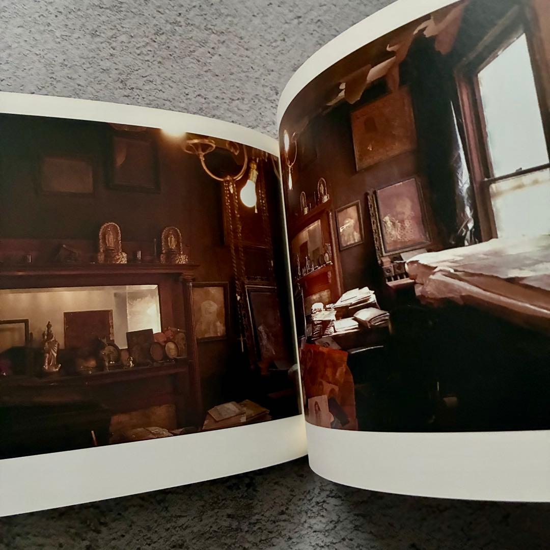 アート・デザイン・音楽 HENRY DARGER'S ROOM 851 WEBSTER