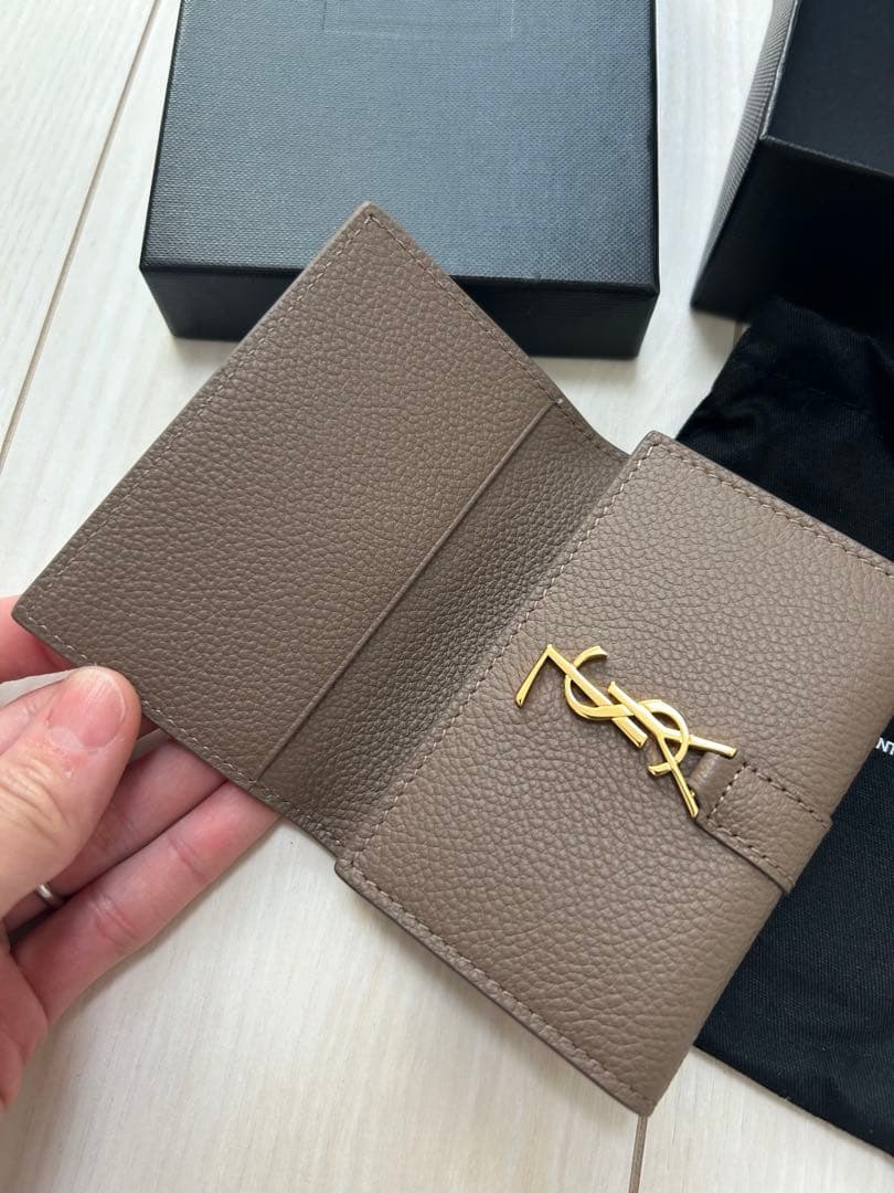 【新品未使用】SAINT LAURENT ブラウンベージュキーケース