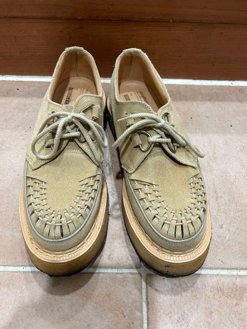 e Cox スエード厚底シューズ 3588