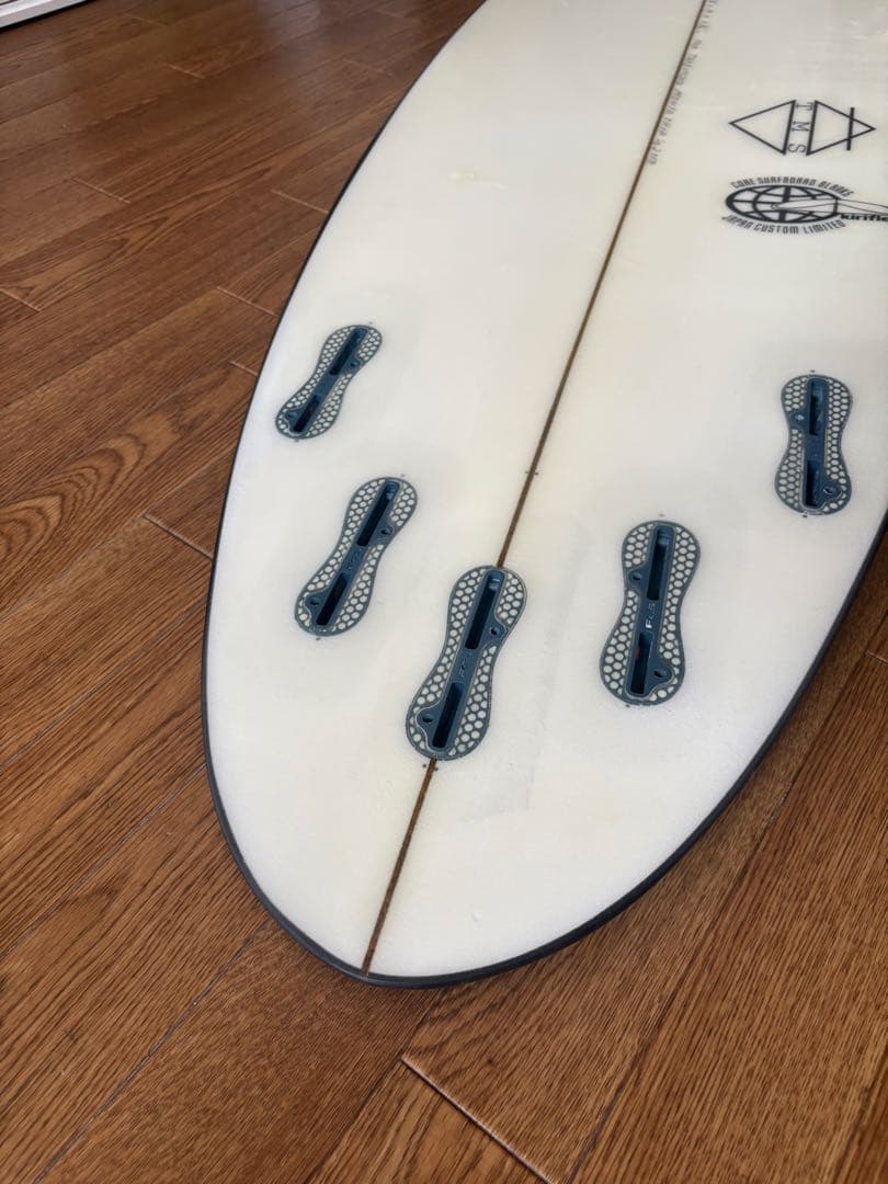 ⭐️FCSケース付き ⭐️ サーフボード　5'8\" x 19x 2 1/2
