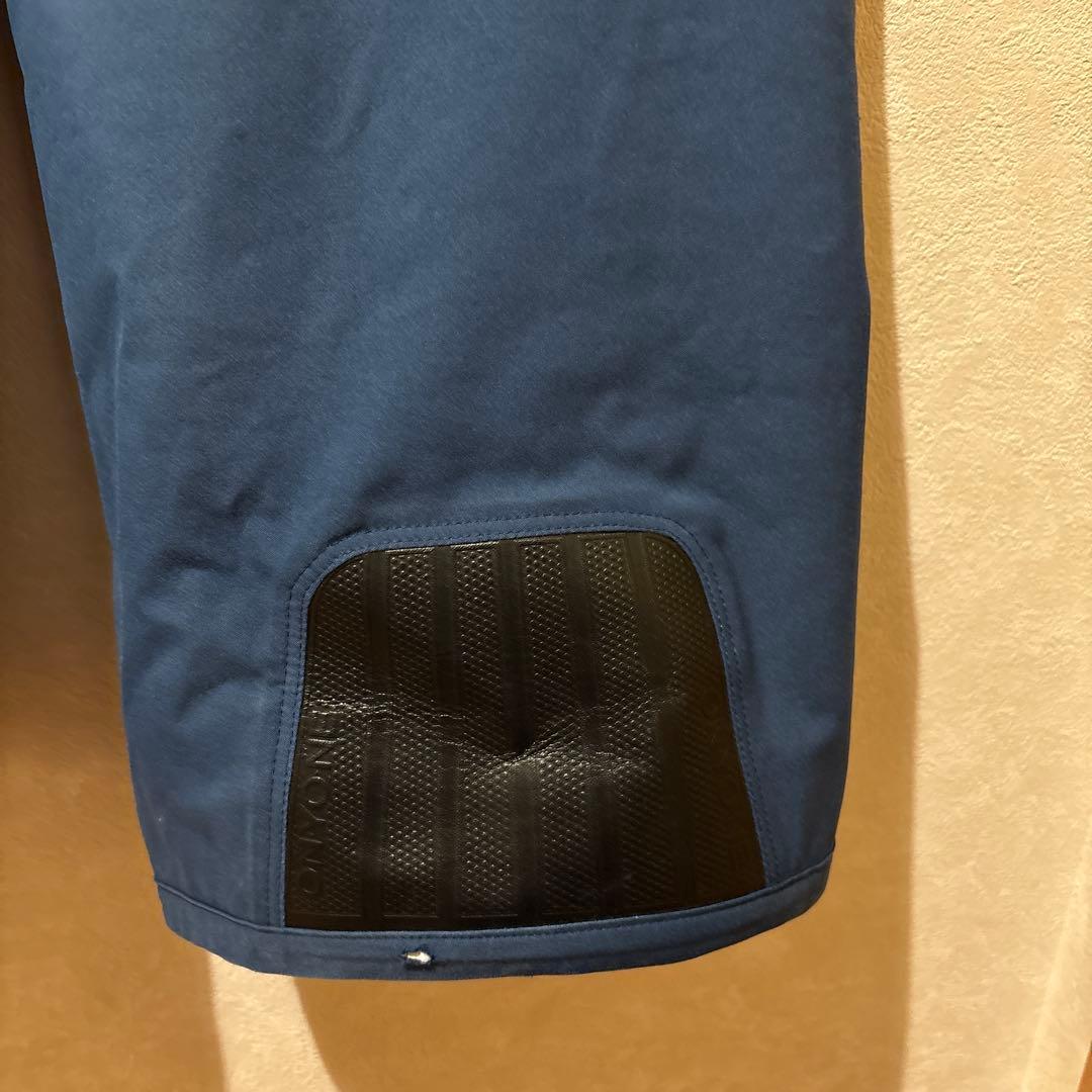 オンヨネ　サロモンチーム選手用ウェア （非売品）胸元にサロモンチームのワッペン