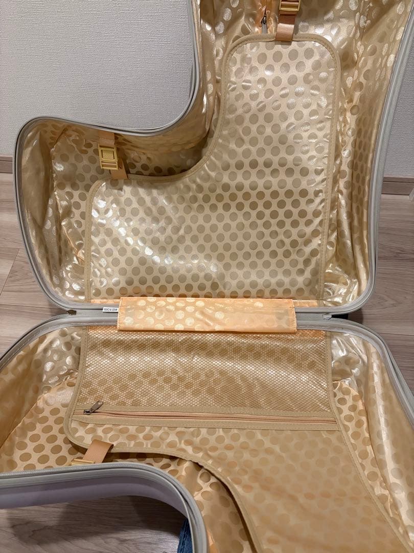 NORICCO ノリッコ　子どもが乗れるキャリーケース　ピンク