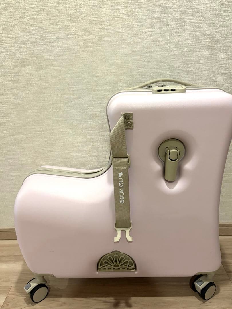 NORICCO ノリッコ　子どもが乗れるキャリーケース　ピンク