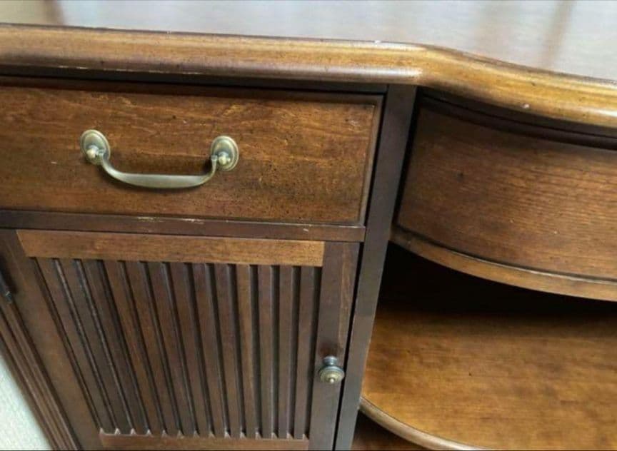 スタンレー社 飾り棚 アンティーク風棚　リビングボード