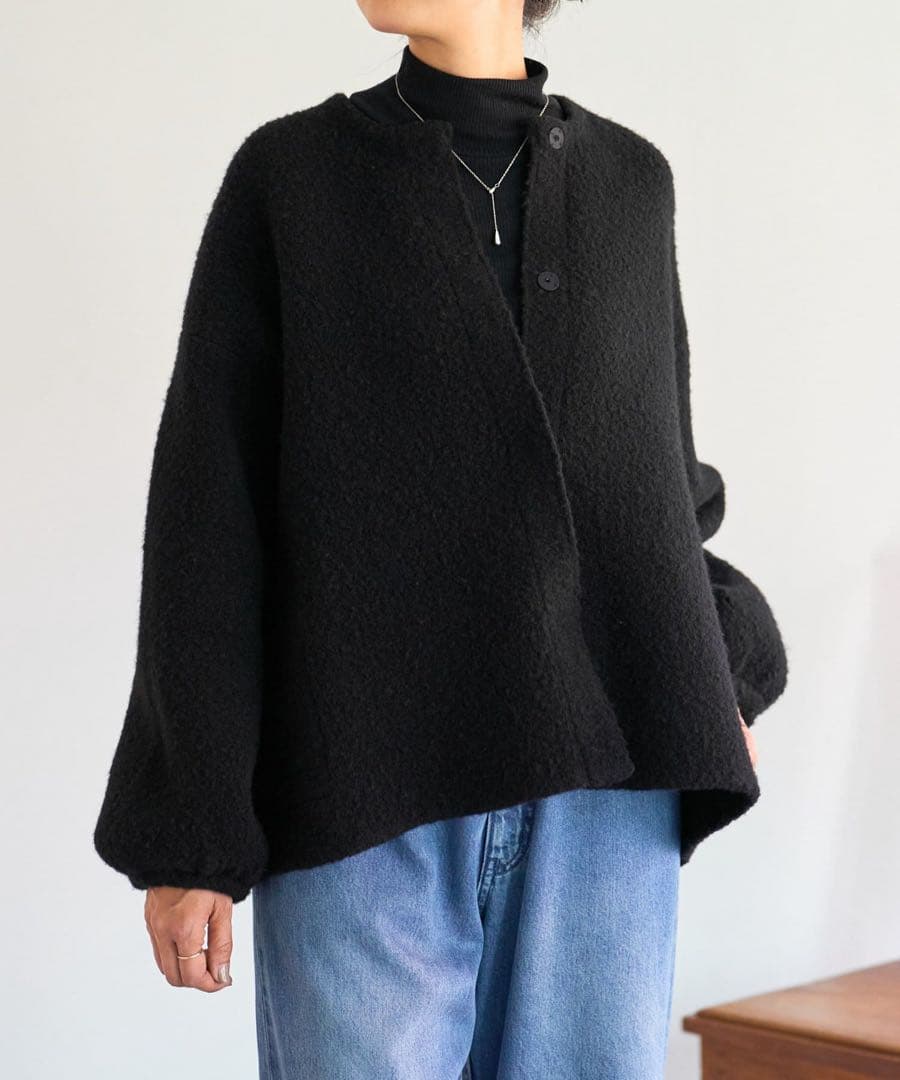 ビアズリー♡新品タグ付き パフ袖ニットコート