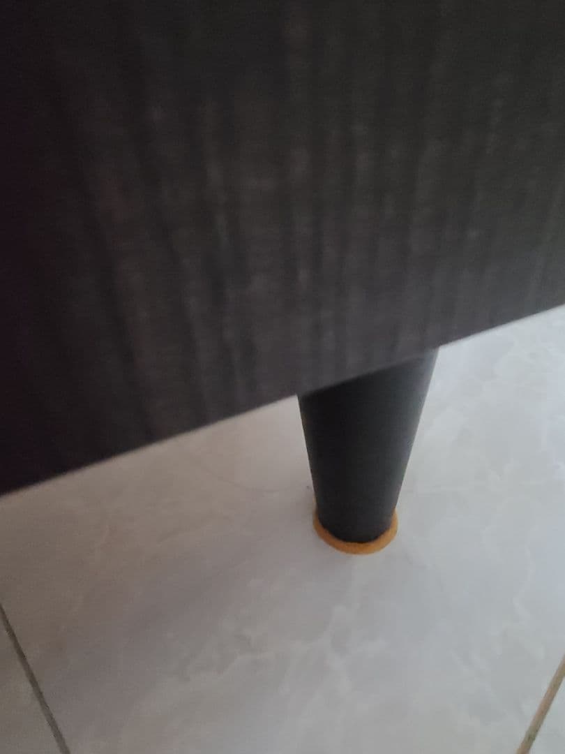 ミラーつきキャビネット&サイドボード