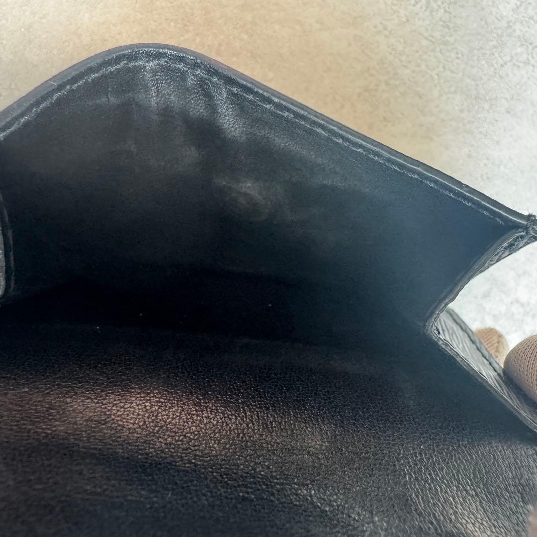 PRADA サフィアーノ　三つ折り財布　ブラック