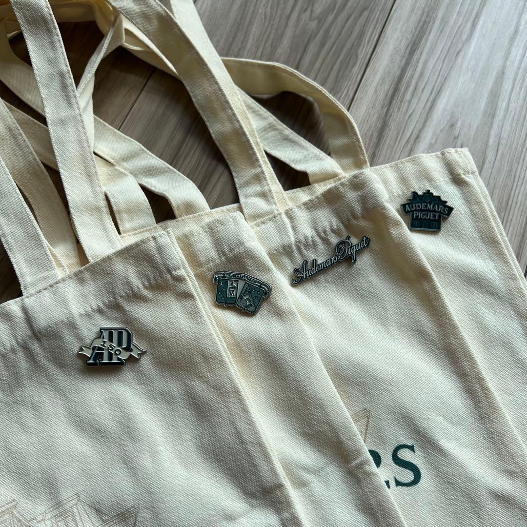 オーディマピゲ150周年イベント限定　エコバッグ　ピンバッチ4種類