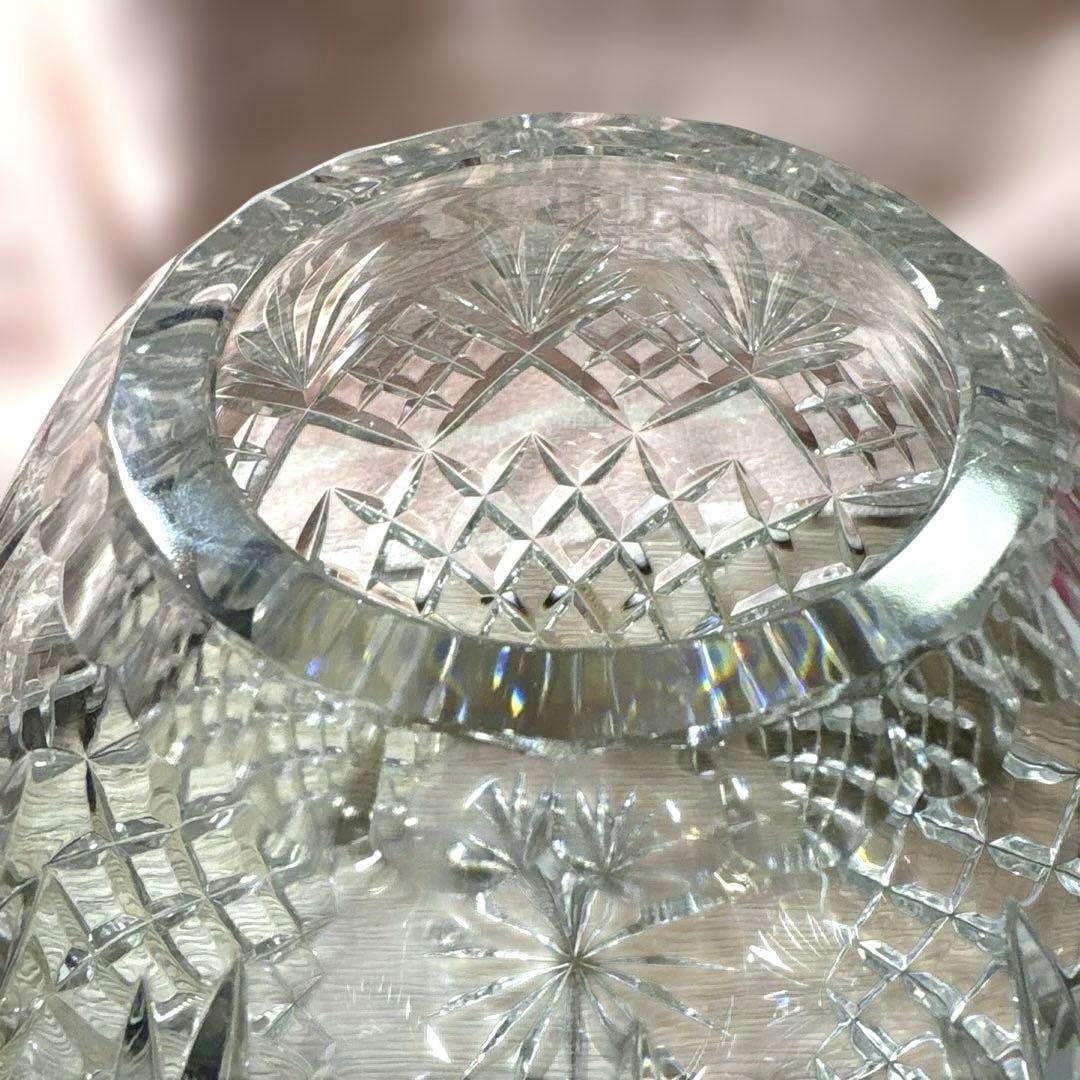 チェコ製 クリスタルガラス 花瓶 重厚 丸型 フラワーベース 高さ17cm