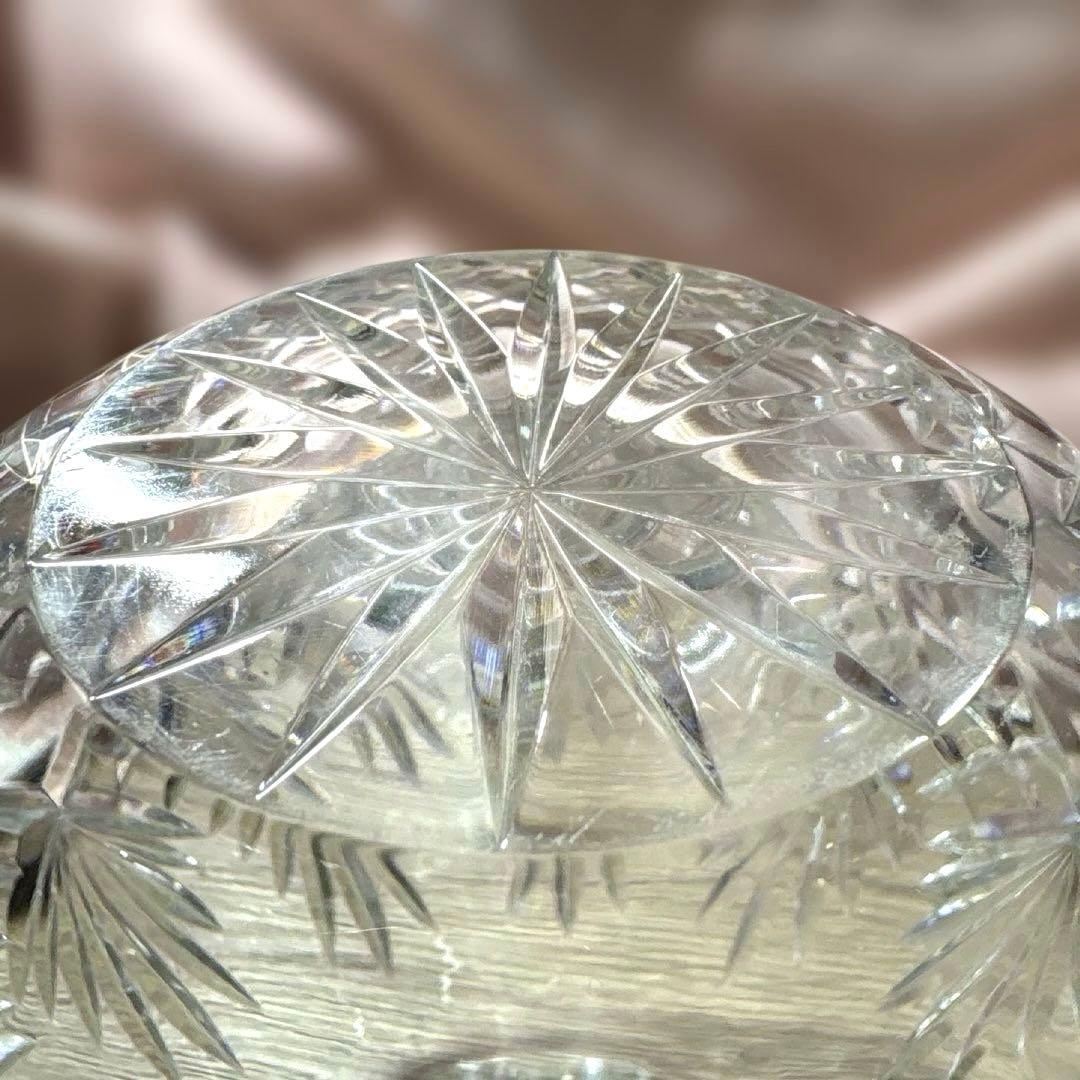 チェコ製 クリスタルガラス 花瓶 重厚 丸型 フラワーベース 高さ17cm