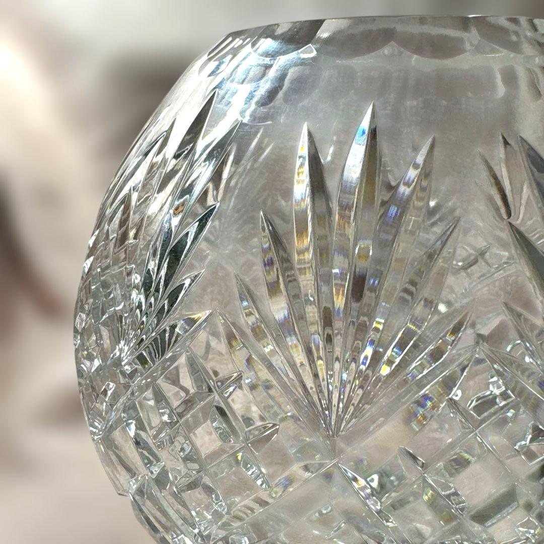 チェコ製 クリスタルガラス 花瓶 重厚 丸型 フラワーベース 高さ17cm