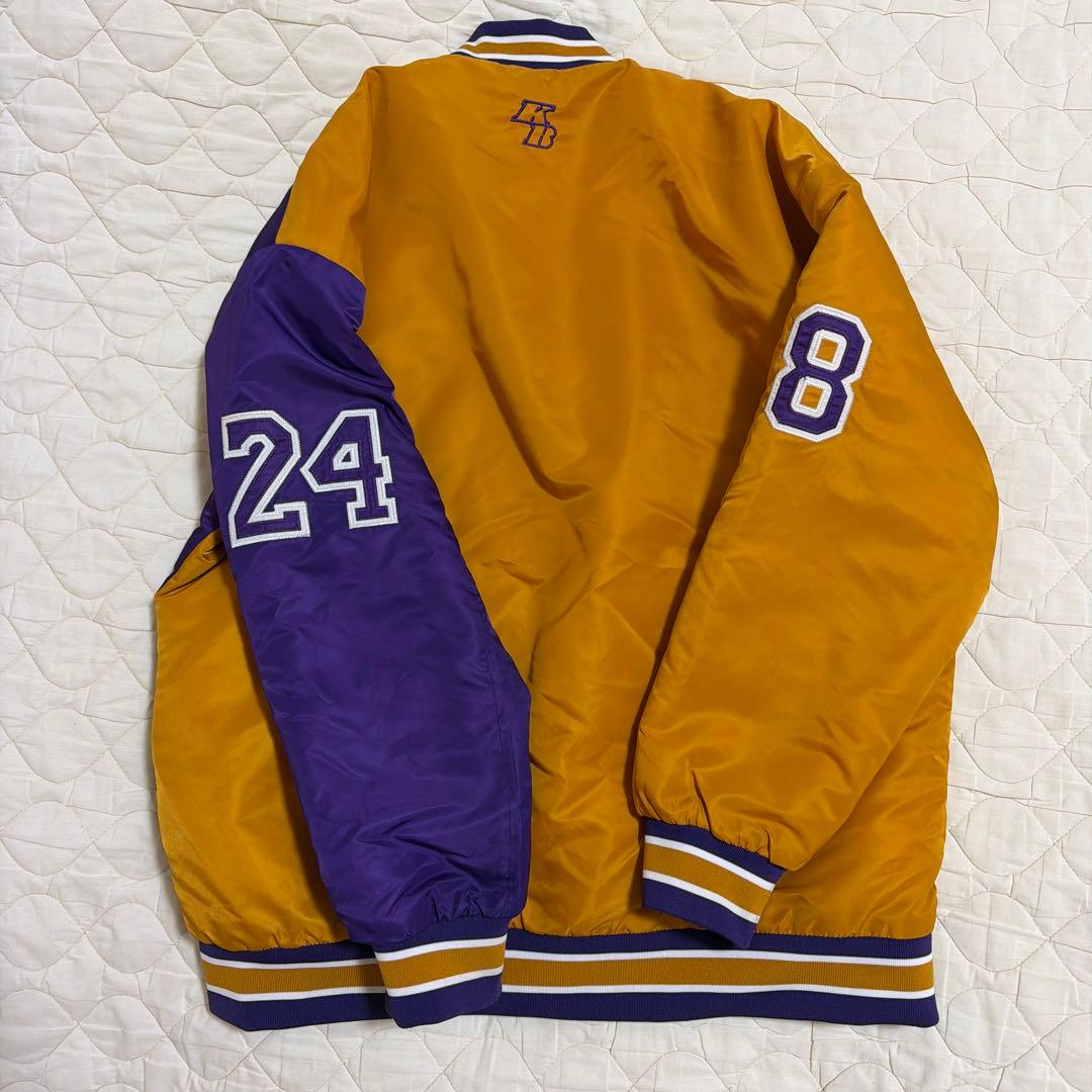 NBA ロサンゼルス・レイカーズ スタジャン ジャケット 背番号24 バイカラー