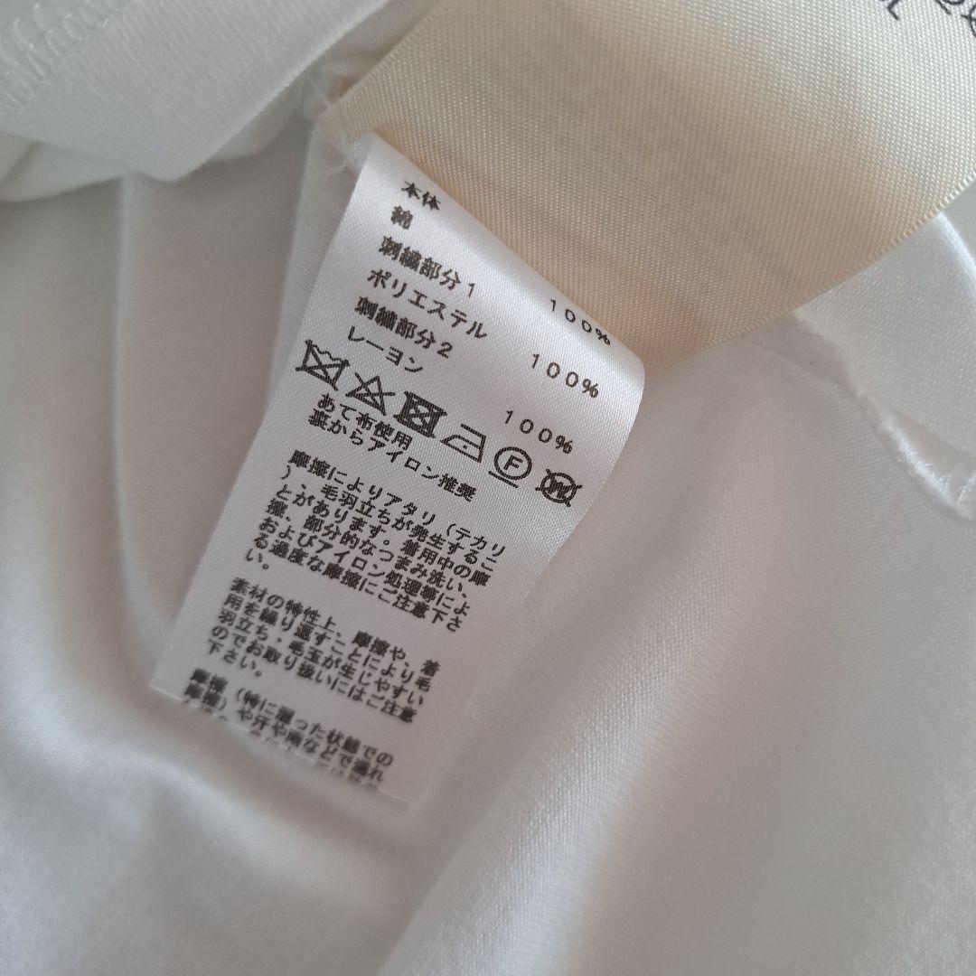 HERMÈS ホワイト Tシャツ ポケット付き