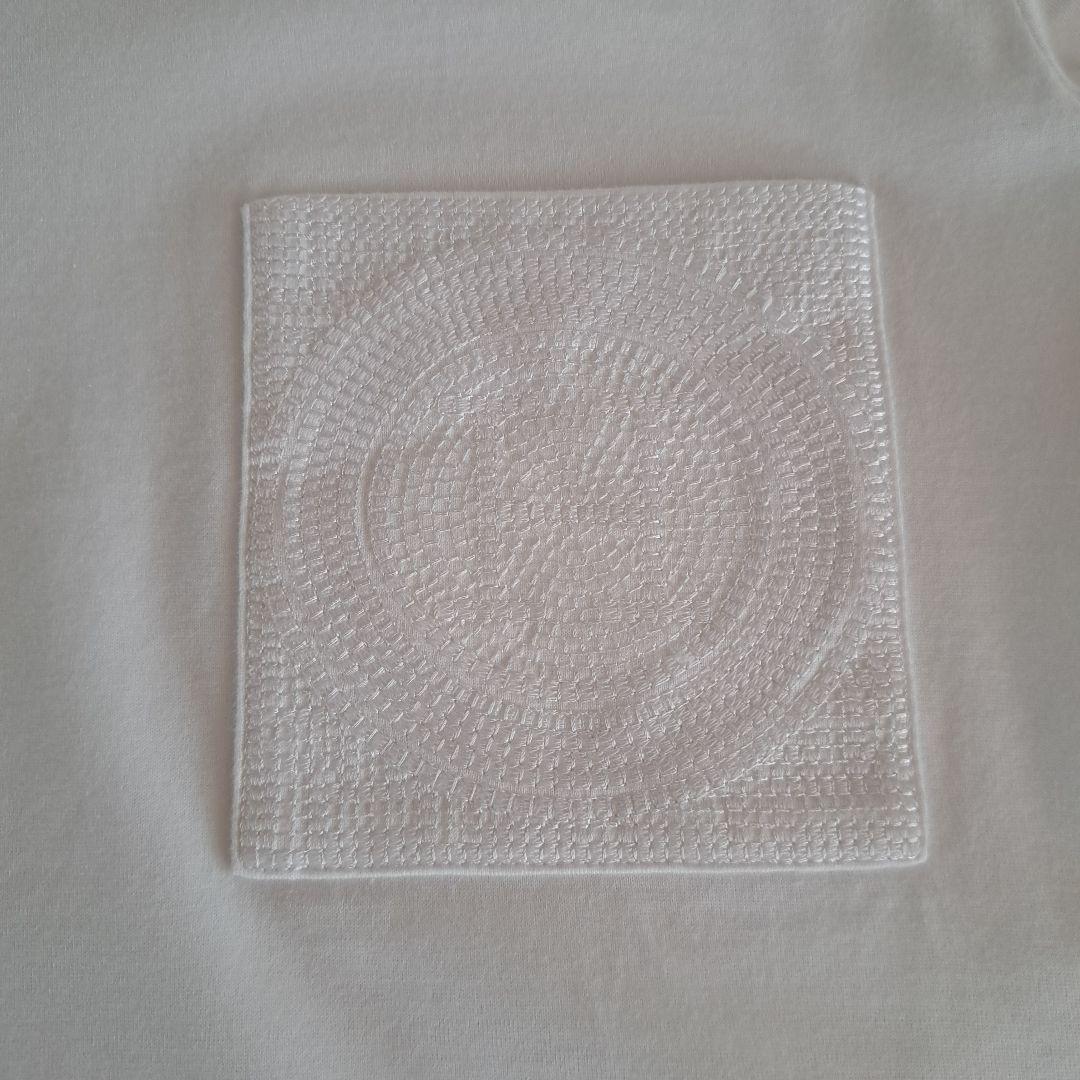 HERMÈS ホワイト Tシャツ ポケット付き