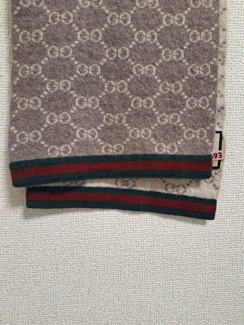 Gucci GGロゴマフラー グレー