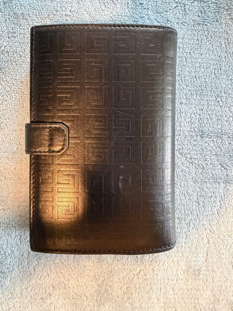 GIVENCHY 財布　二つ折り　メンズ