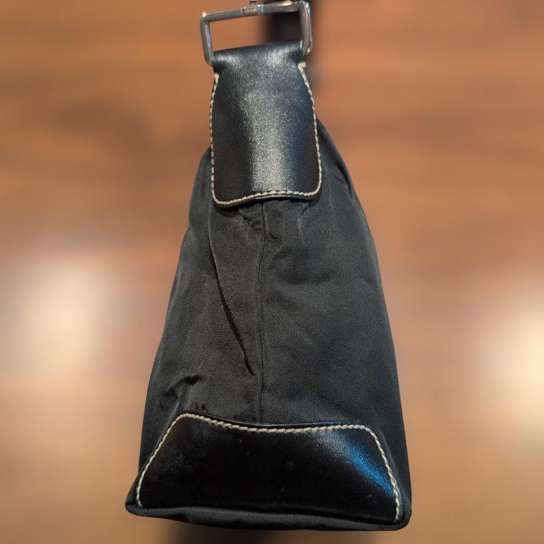 ​【美品】PRADA プラダ ナイロン ショルダーバッグ ブラック
