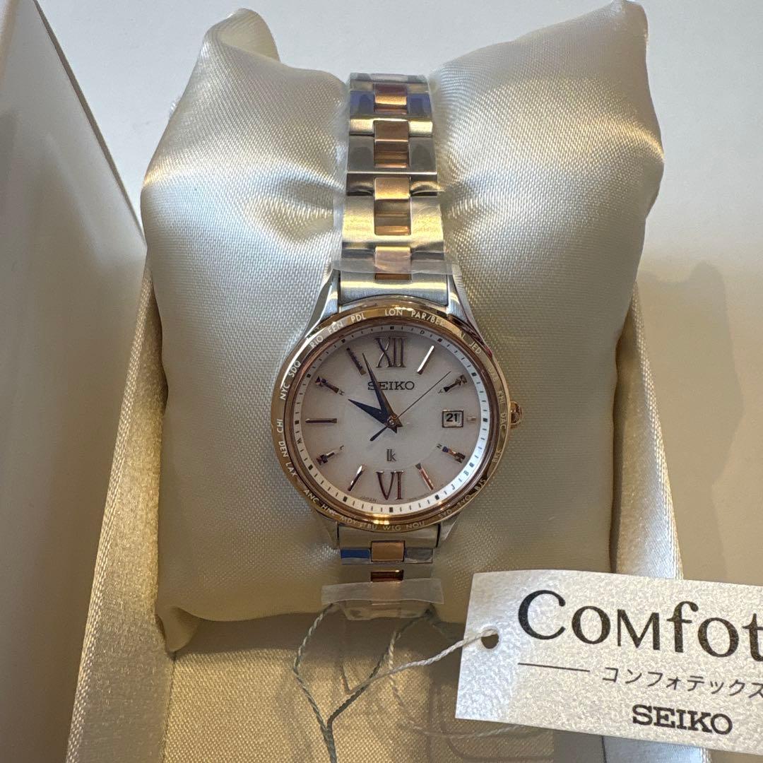 【新品未使用】セイコーウオッチ　ルキア ラウンド型ソーラー電波 SSVV082