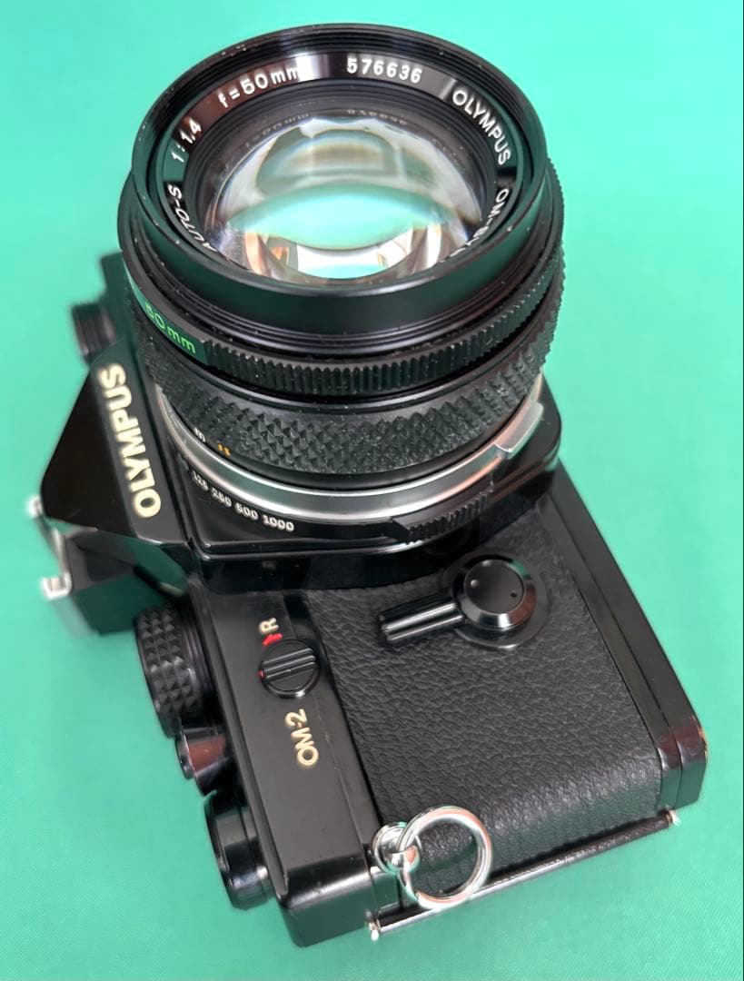 ★ OLYMPUS OM-2 BLACK + 標準レンズ 50mm F1.4