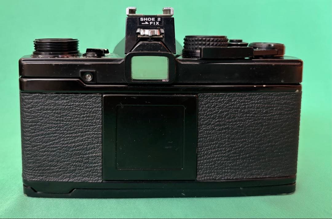 ★ OLYMPUS OM-2 BLACK + 標準レンズ 50mm F1.4