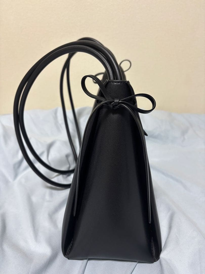 CHARLES & KEITH Hazel ヘーゼル ボウホーボーバッグ