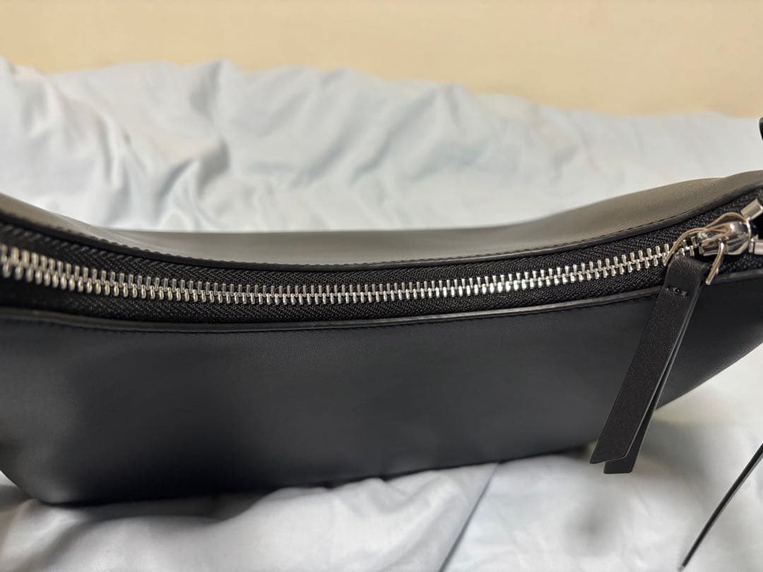 CHARLES & KEITH Hazel ヘーゼル ボウホーボーバッグ