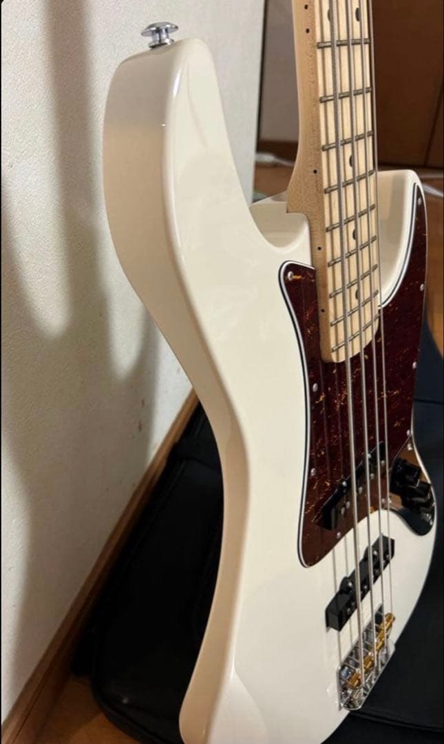 グレコ　ジャズベース ホワイト メイプル指板 WSB-STD 美品 ギグバック付