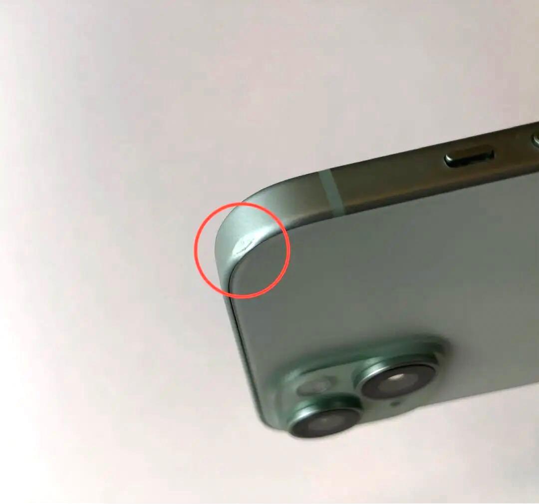 【超美品】Apple iPhone 15 128GB ミッドナイトグリーン 本体