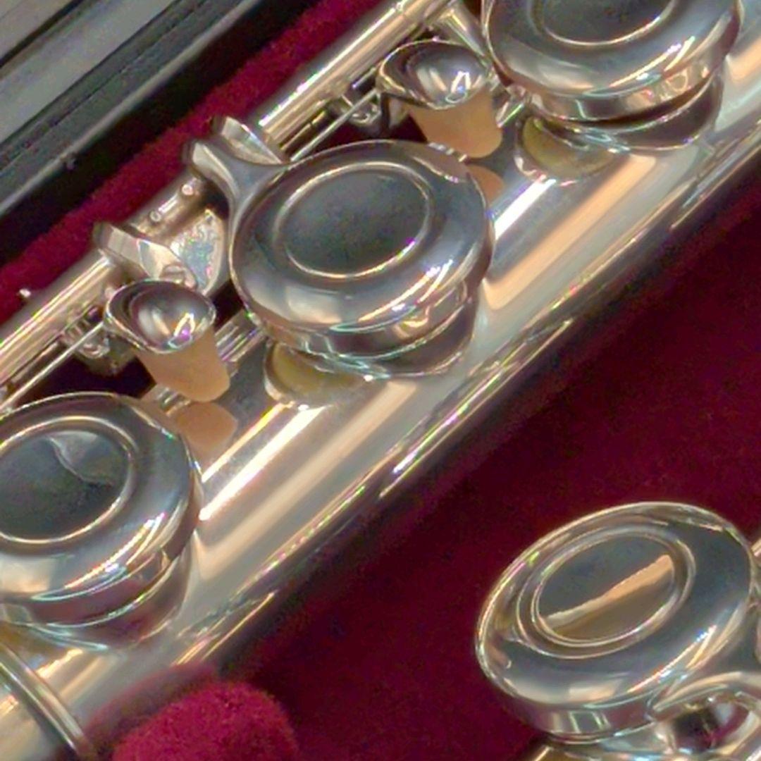 フルート　調整済　美品　ヤマハYFL221SⅡ（銀メッキ仕上げ）