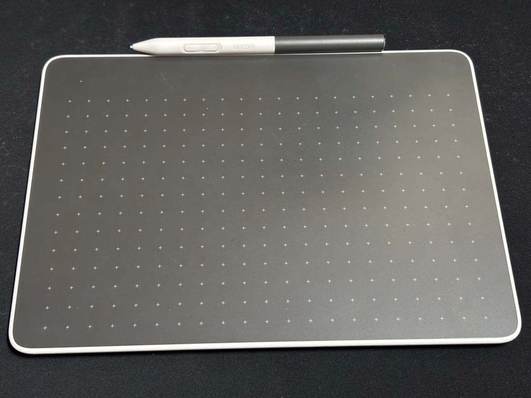 液タブ・ペンタブ Wacom One Pen tablet medium (CTC6110WL)