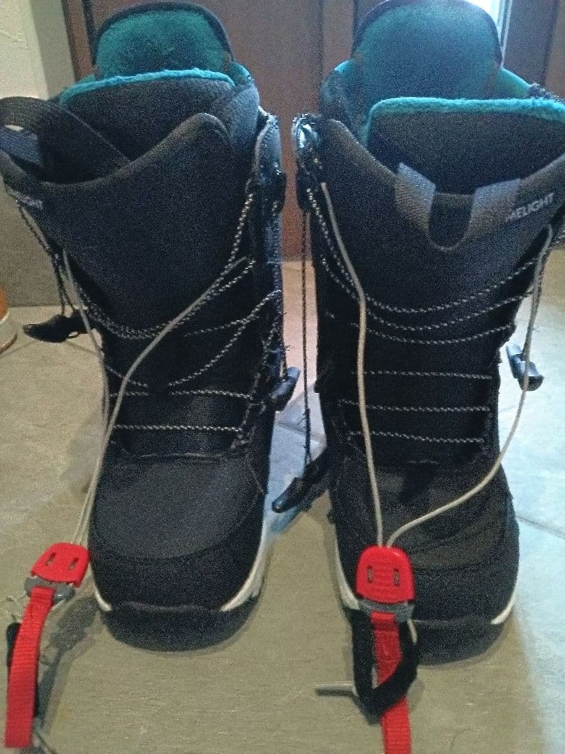 スノボードブーツ