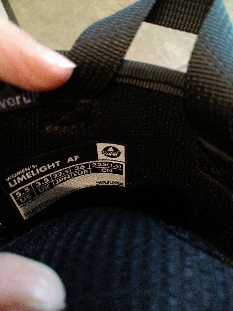 スノボードブーツ