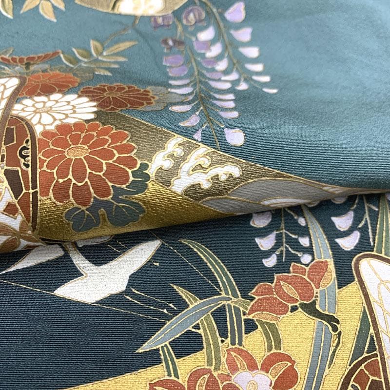 512mo36〇色留袖 三つ紋 金彩 比翼付き 鶴 藤 短冊 くすみ青緑系〇美品