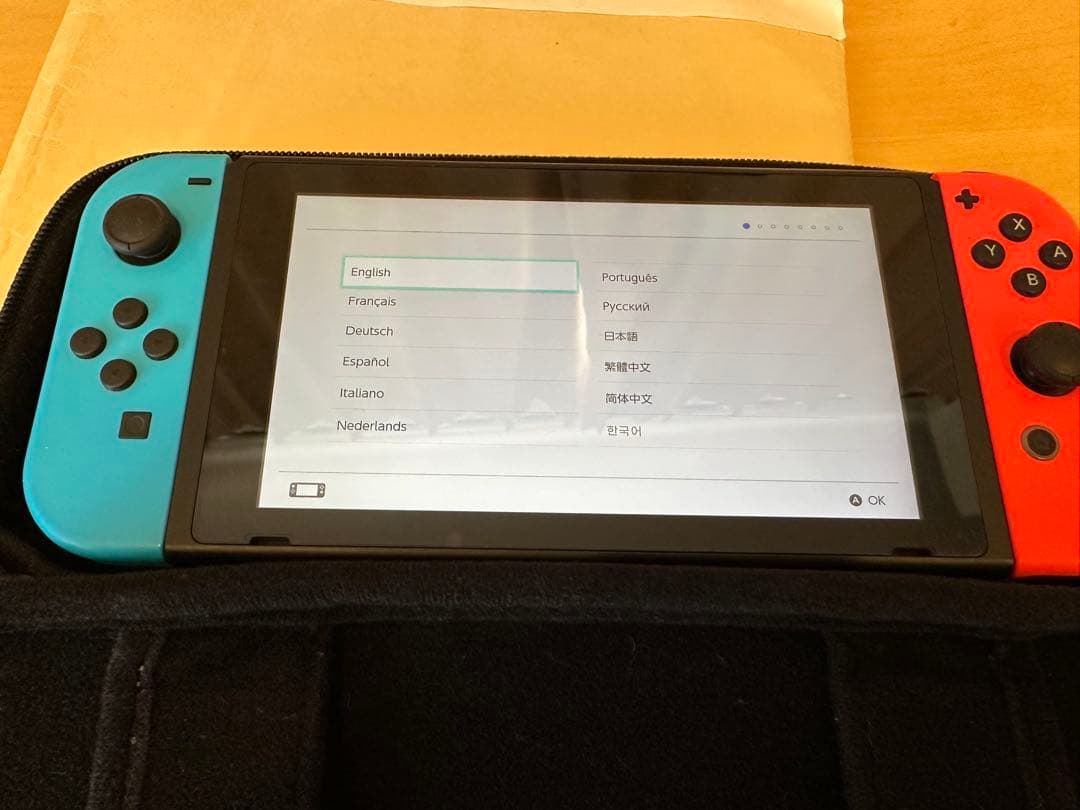 Nintendo Switch 本体 付属品あり 純正ケース付き 動作確認済