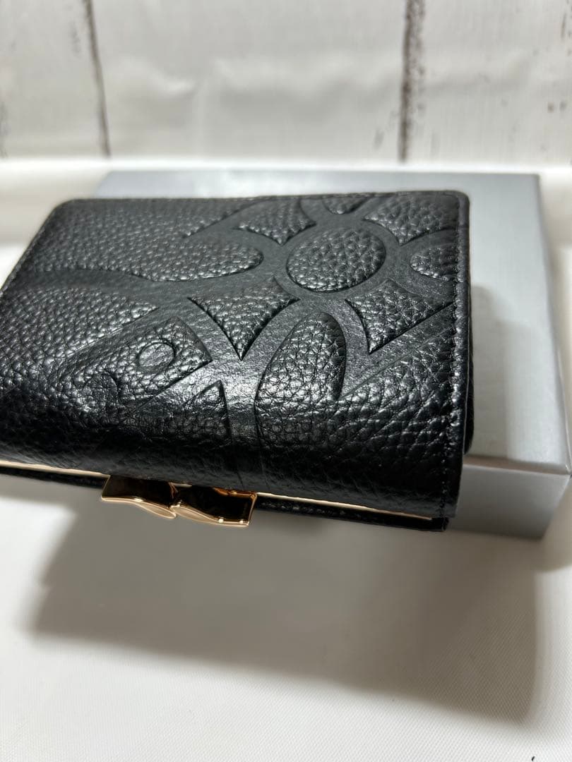 【ショッパー付き】VivienneWestwood　三つ折財布　ブラック