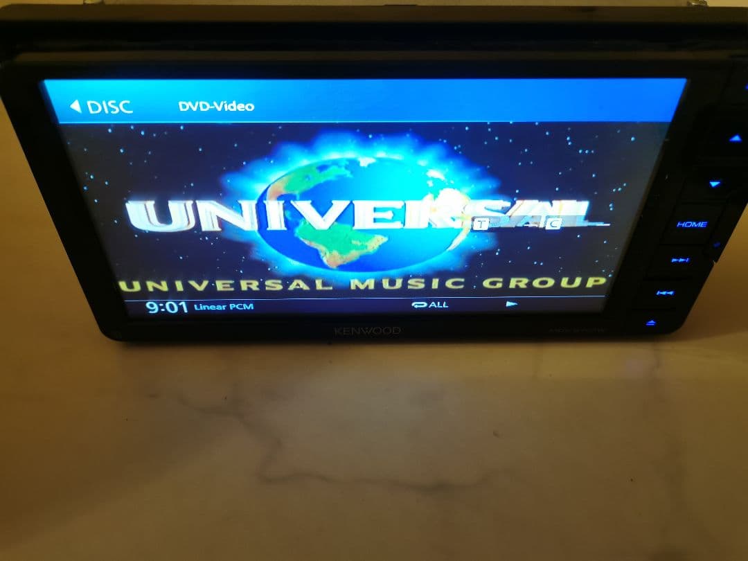 KENWOOD　カーナビ　MDV−S707W　2020年製