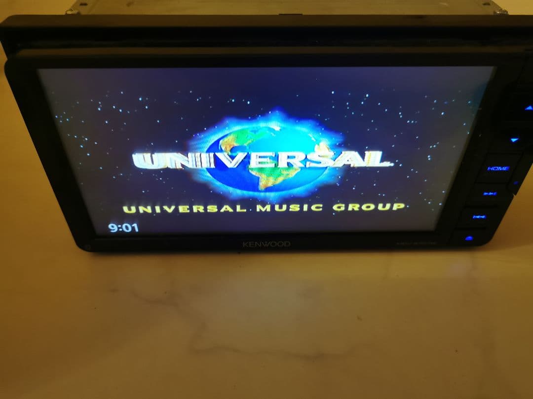 KENWOOD　カーナビ　MDV−S707W　2020年製