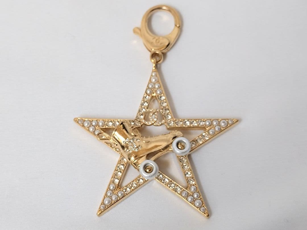CHANEL シャネル ローラースケートモチーフ スター チャーム ゴールド