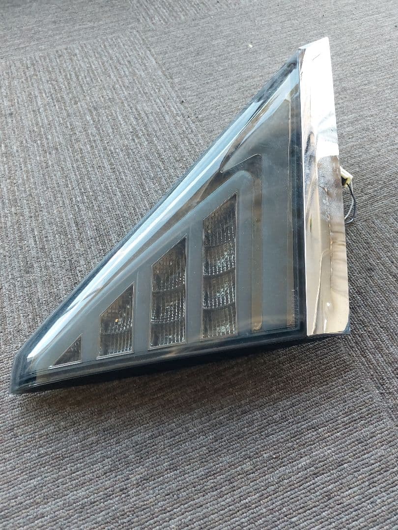 20 アルファード、ヴェルファイア LED リアテール ランプ