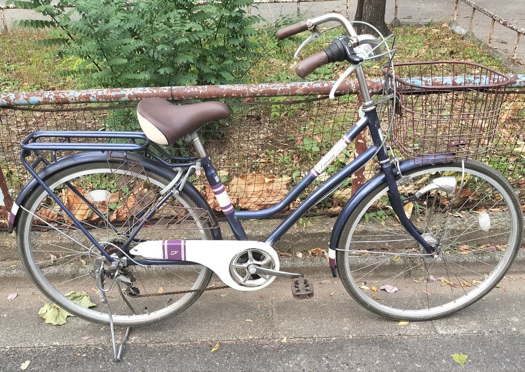 最終お値引♥【直接お取引限定】26インチ オートライト・ギヤ付自転車