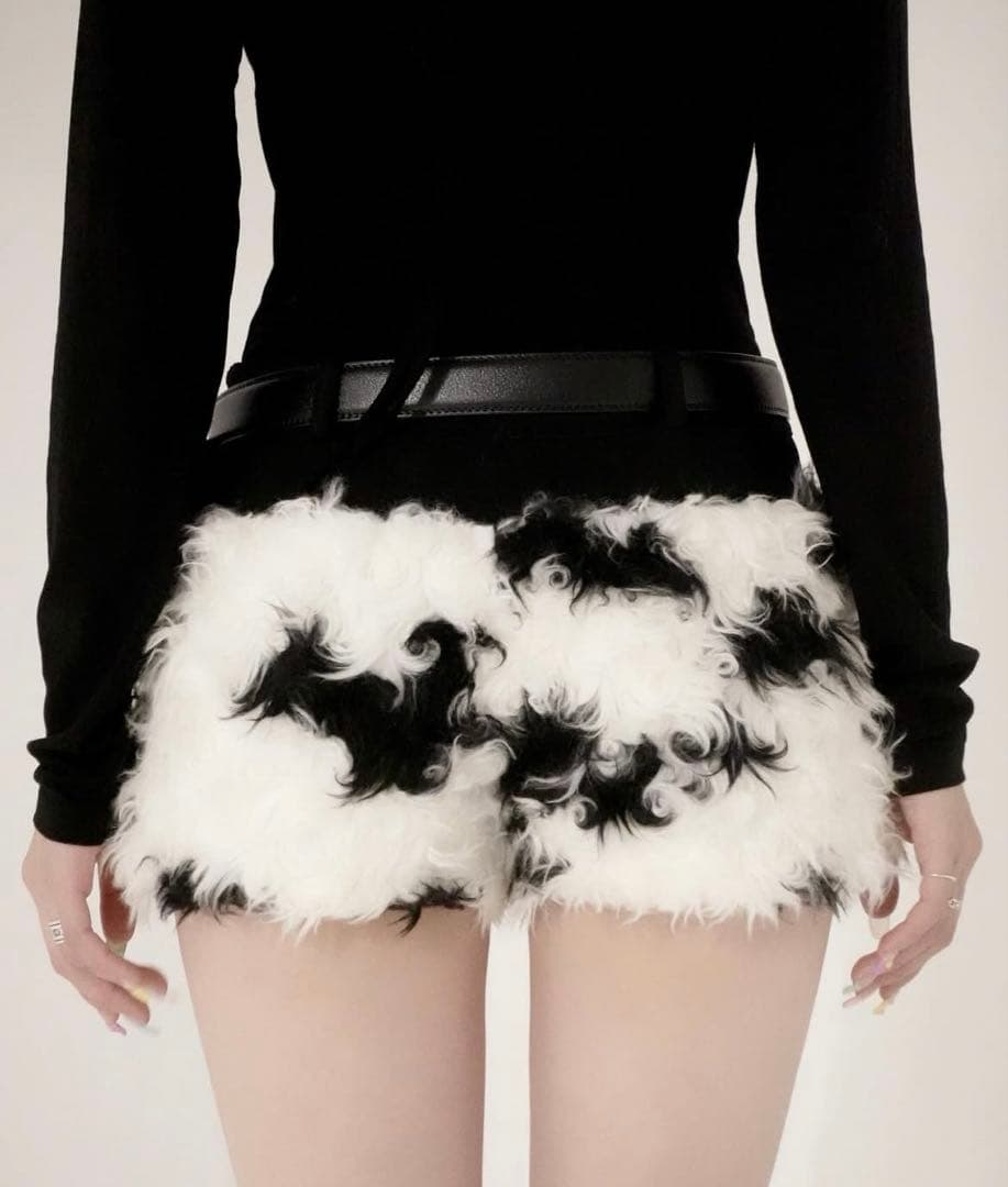 kiss the club ファーショートパンツ