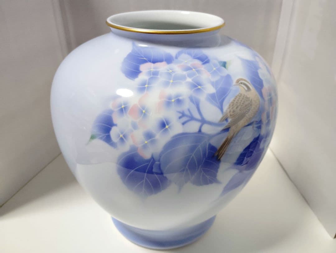 深川製磁　極美品　紫陽花小鳥文　花瓶